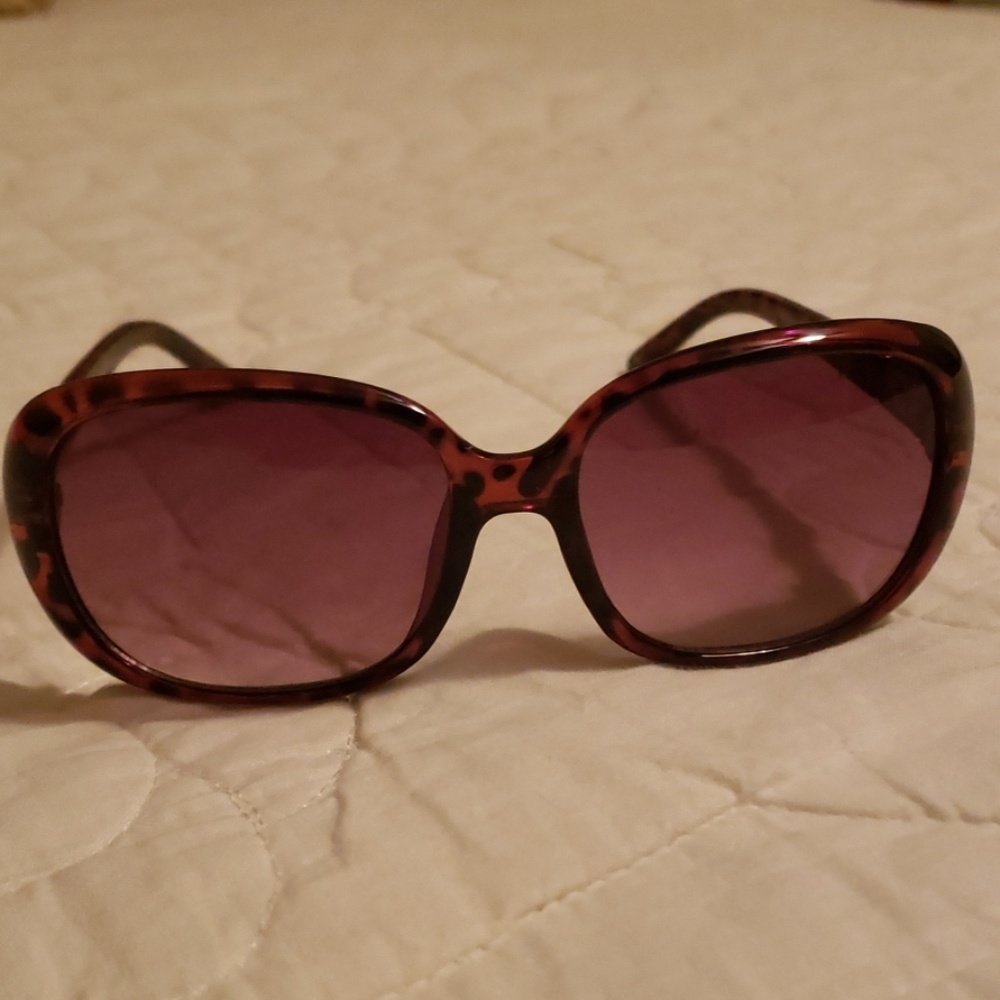 Tommy Hilfiger Sunglasses